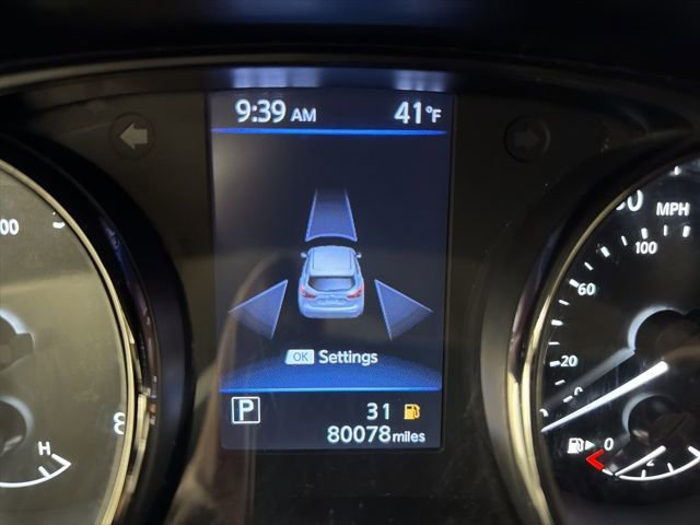 Used 2021 Nissan Rogue Sport S image 29