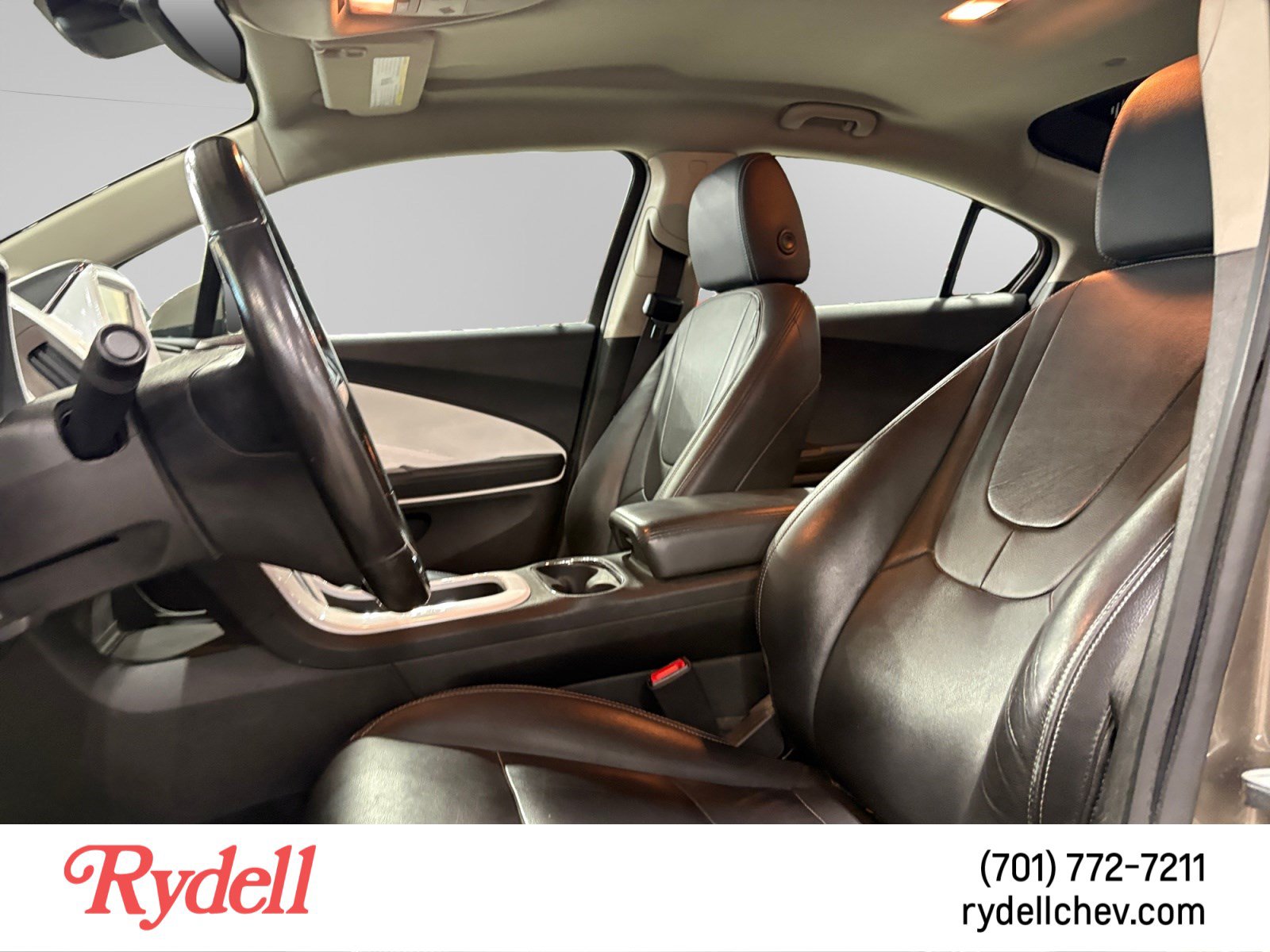 Used 2014 Chevrolet Volt Premium w/ Premium Trim Package FWD image 5