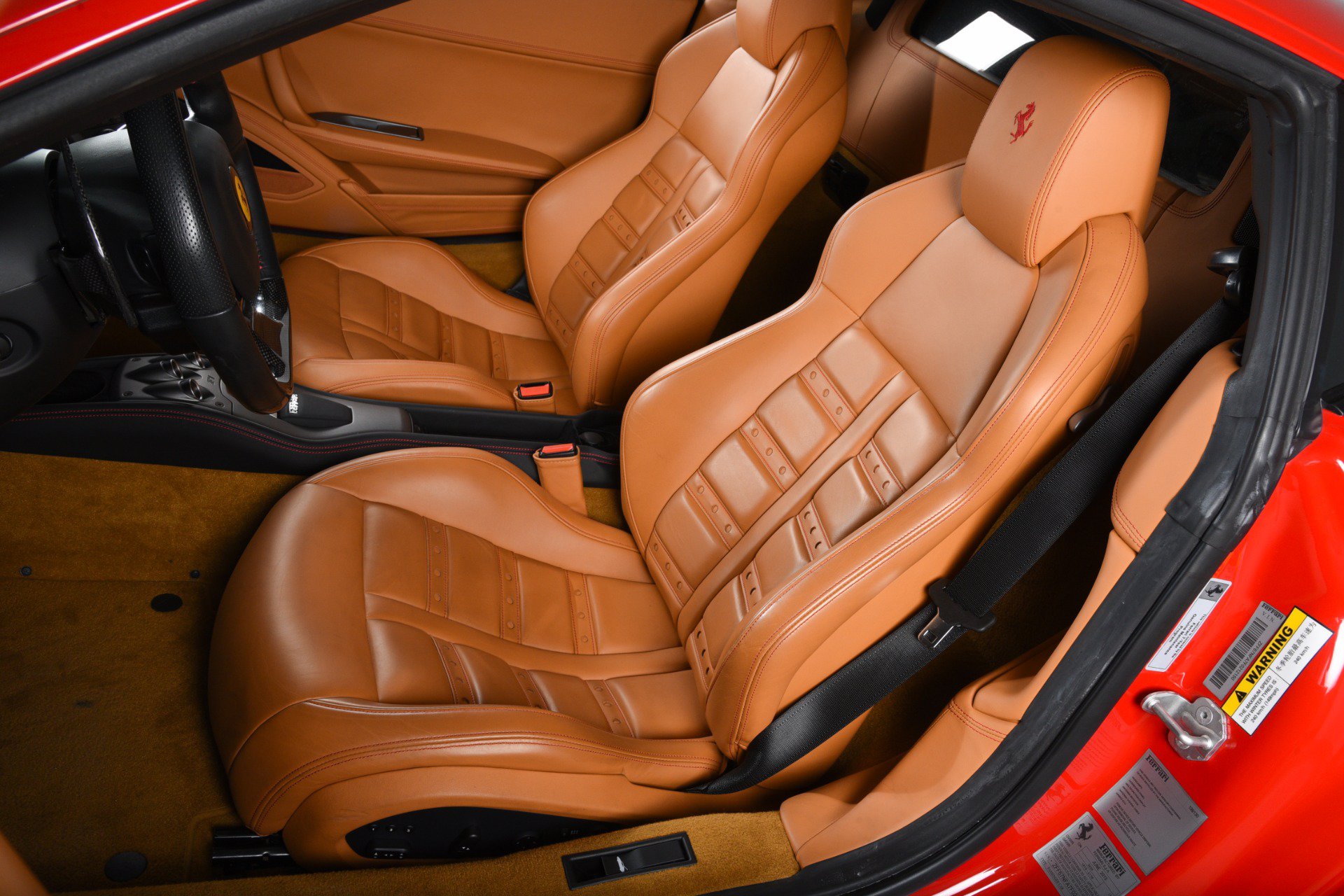 Used 2015 Ferrari 458 Italia Coupe RWD image 5