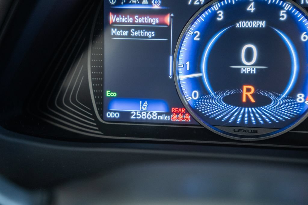 Used 2019 Lexus UX 200 w/ Premium Package FWD image 43
