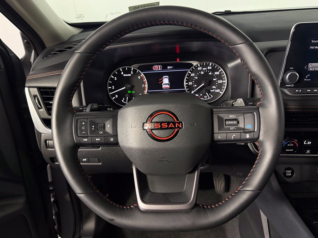 Used 2026 Nissan Rogue SV AWD/4WD image 13