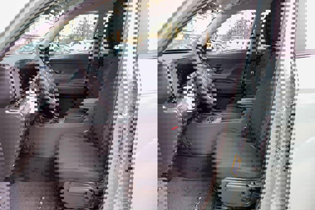 New 2026 Hyundai Kona SE image 7