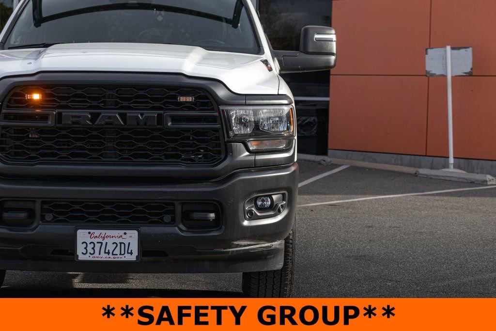 Used 2024 RAM 3500 Tradesman w/ Safety Group AWD/4WD image 5
