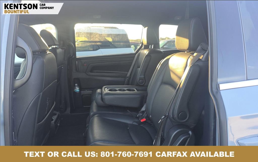 Used 2025 Honda Odyssey Sport-L image 2