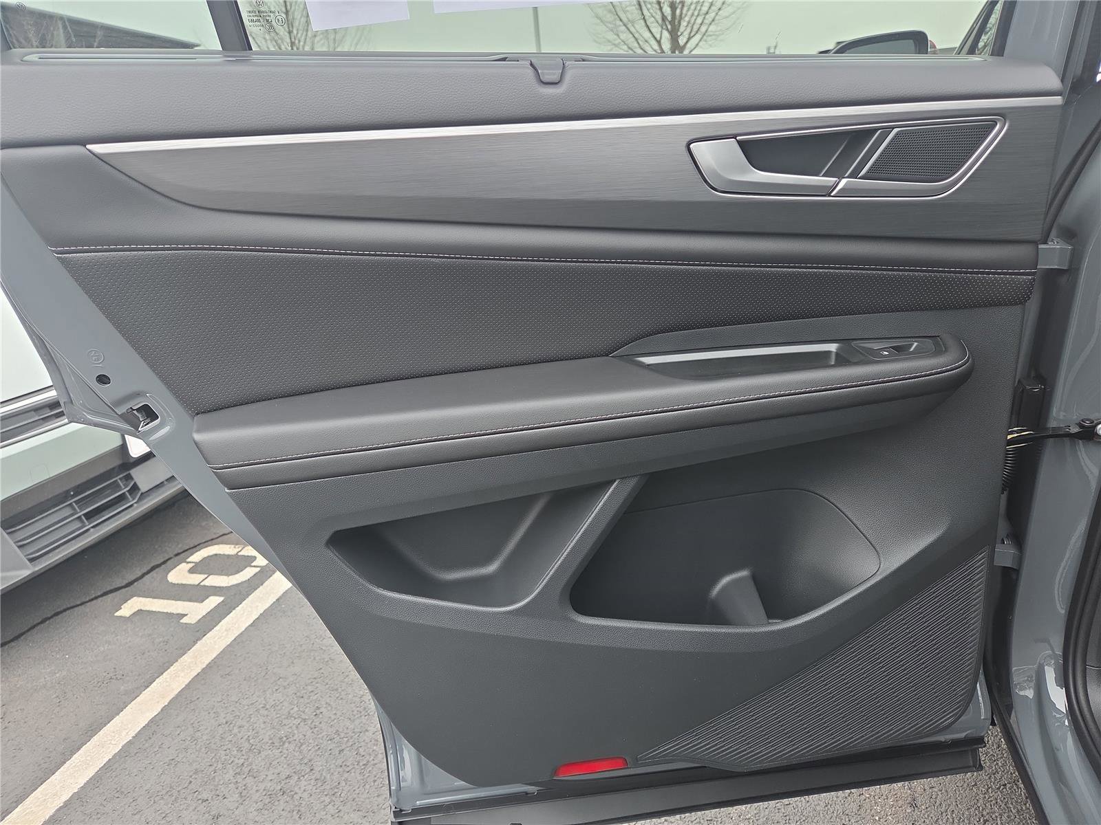 New 2026 Volkswagen Atlas Cross Sport SE image 24