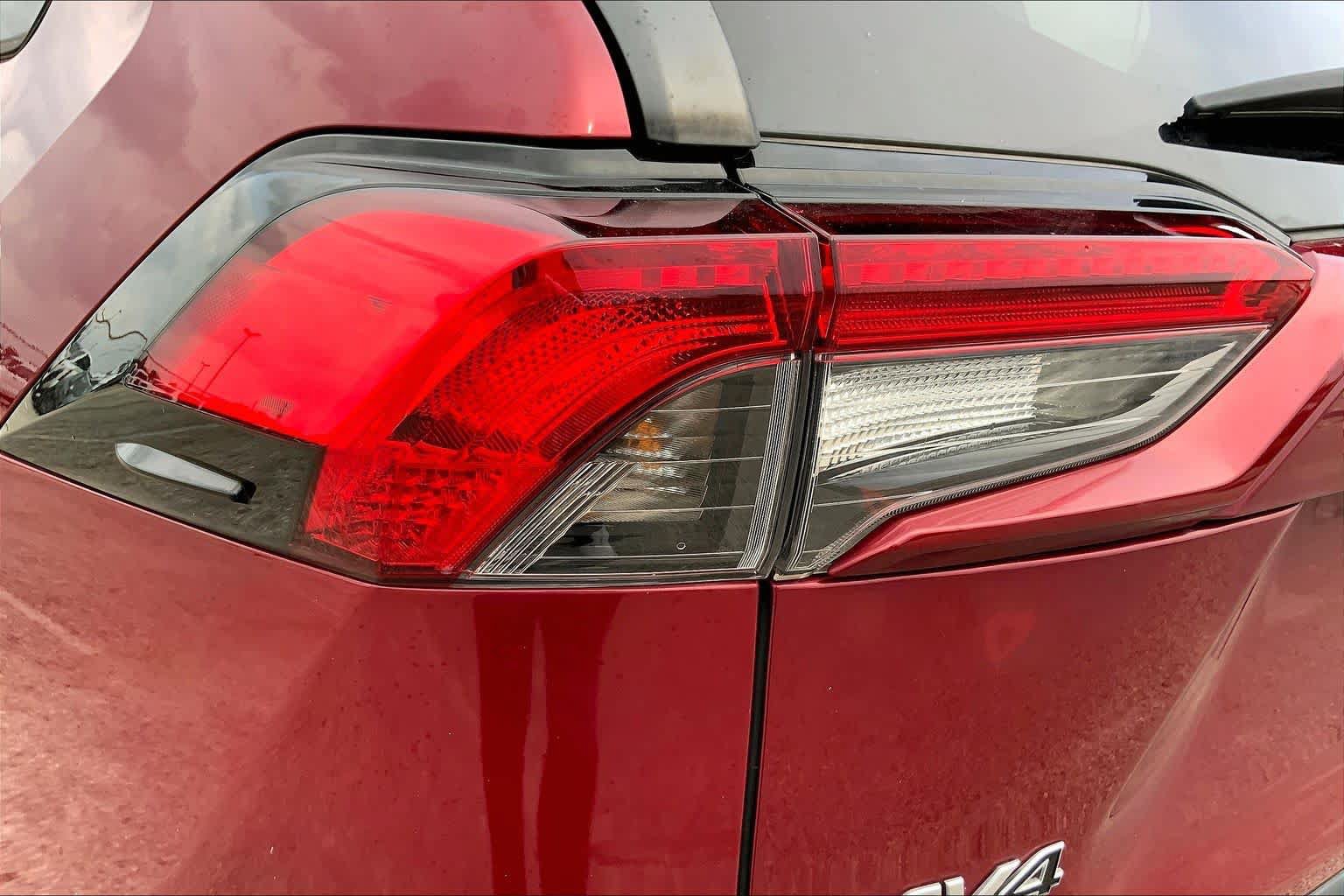 Used 2023 Toyota RAV4 XLE w/ Convenience Package FWD image 28
