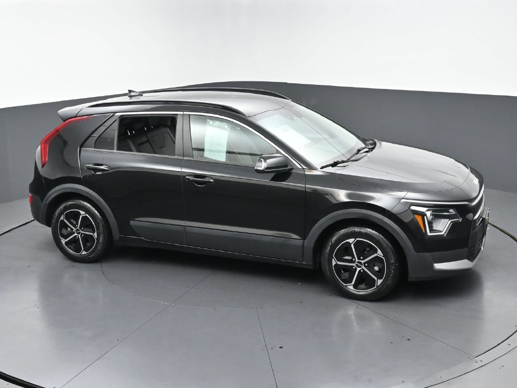 Used 2023 Kia Niro EX FWD image 43