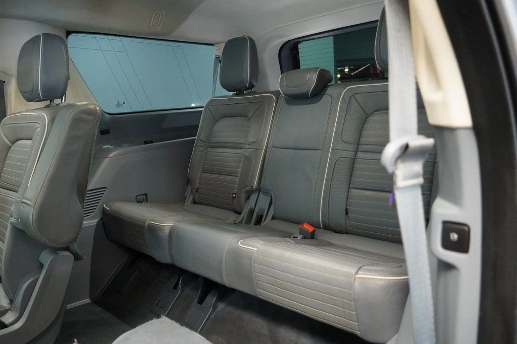 Used 2021 Lincoln Navigator L Black Label w/ Cargo Convenience Package image 29