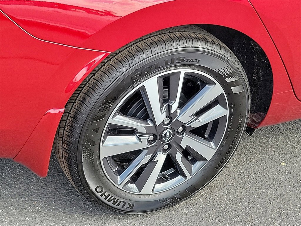 New 2025 Nissan Versa SV w/ Trunk Package image 3