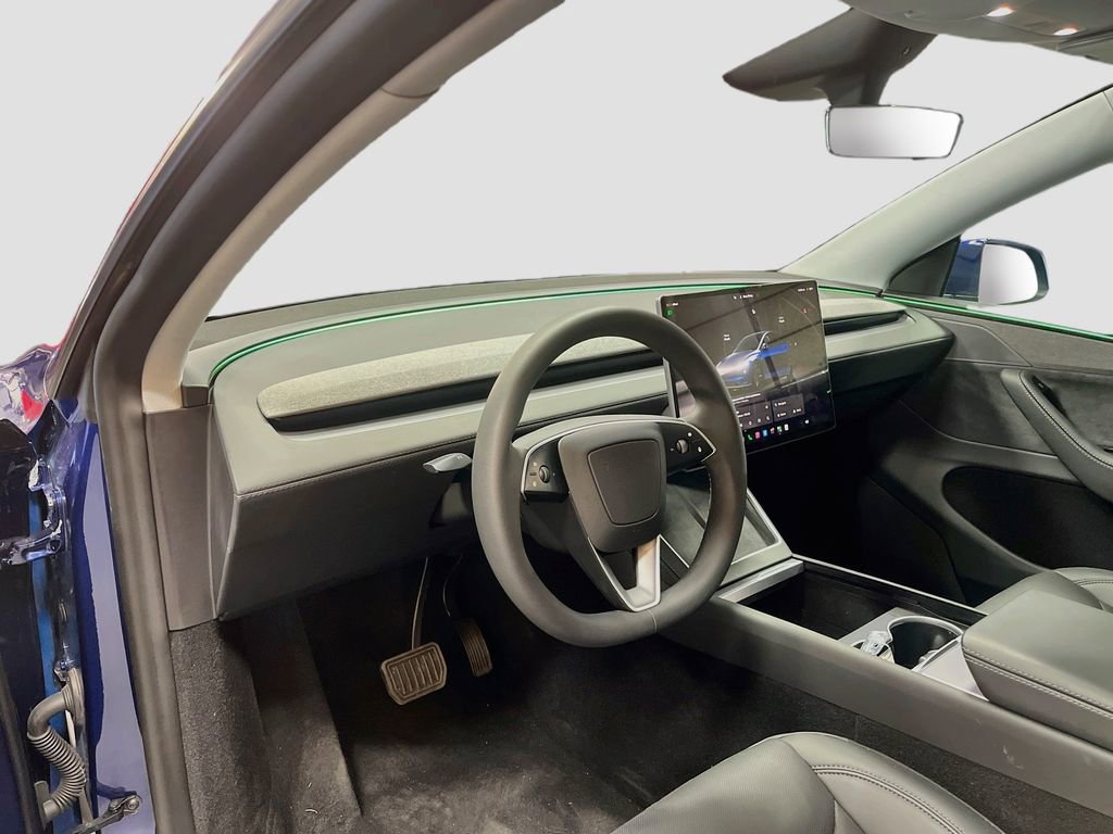 Used 2026 Tesla Model Y Long Range AWD/4WD image 9