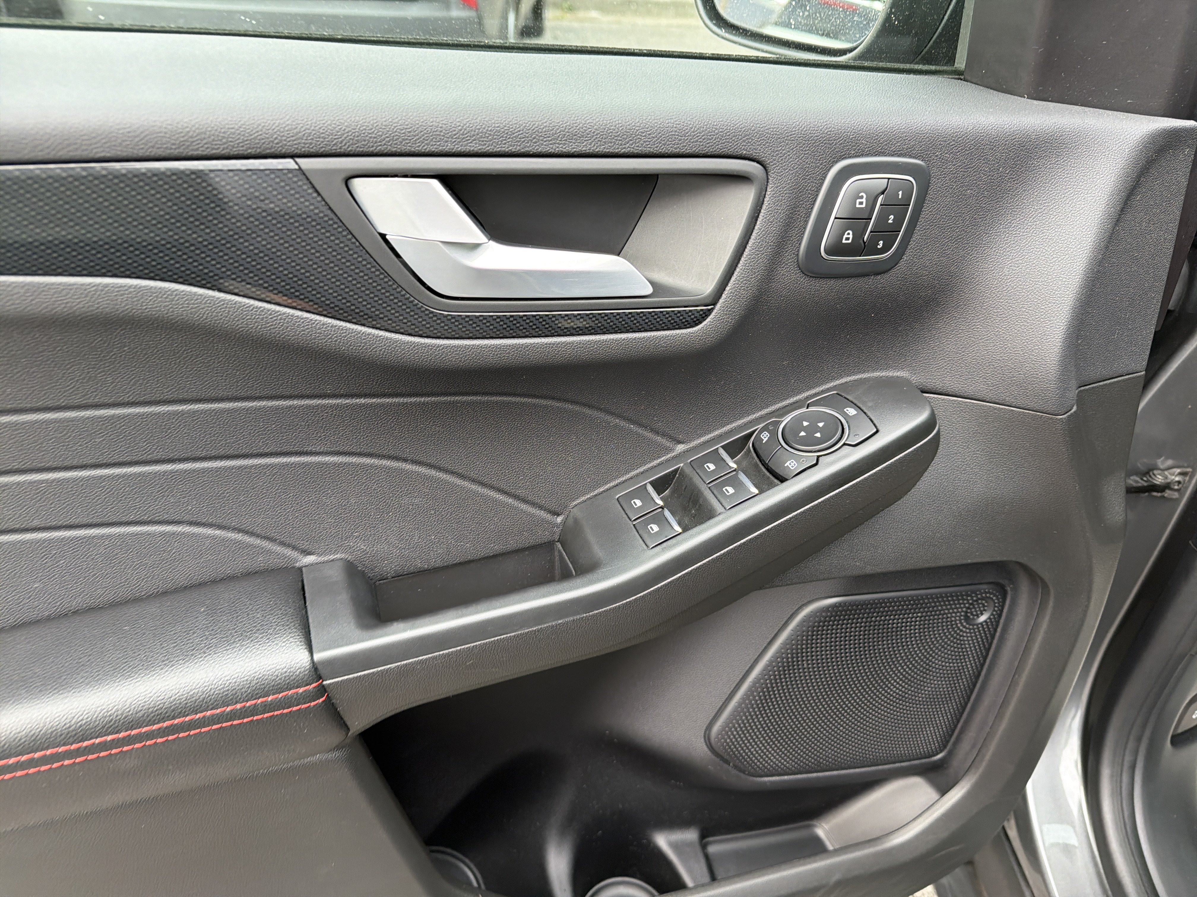 Used 2023 Ford Escape ST-Line Elite AWD/4WD image 15