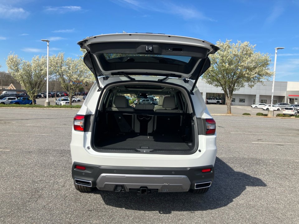 New 2026 Honda Pilot Touring image 15