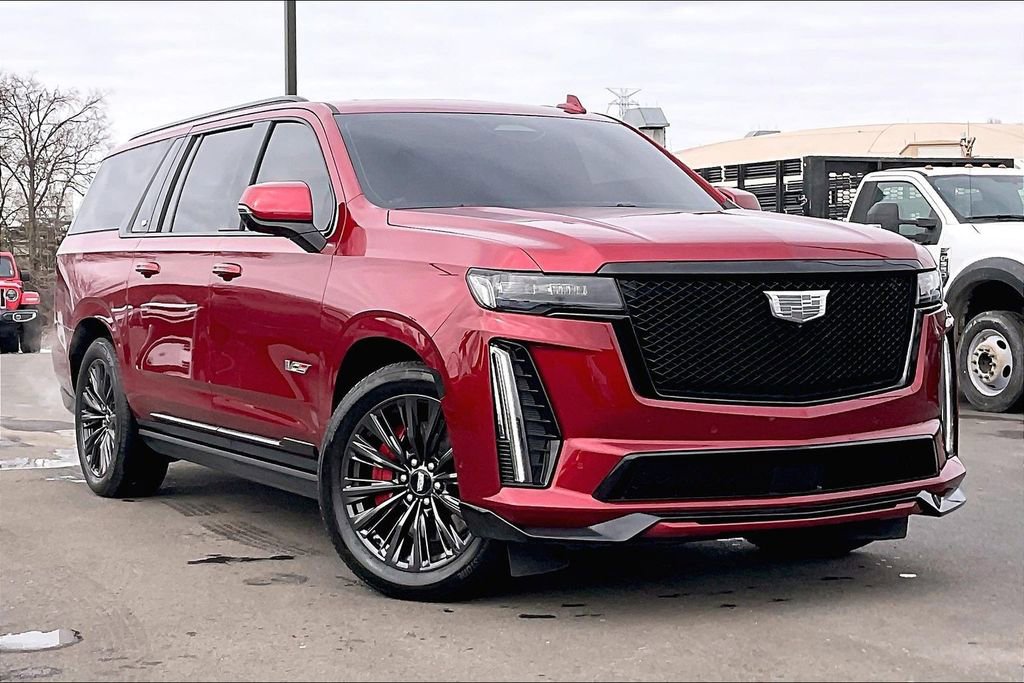 Used 2023 Cadillac Escalade ESV V w/ LPO, ONYX Package image 38