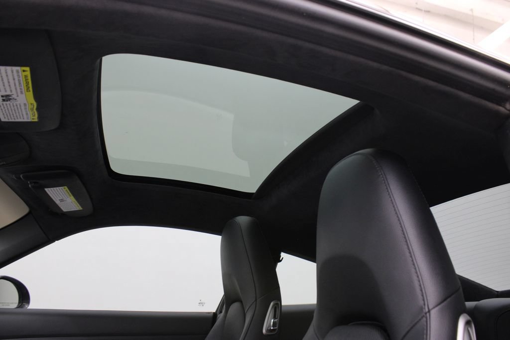 Certified 2018 Porsche 911 Carrera S RWD image 22