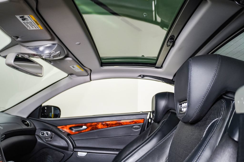 Used 2009 Mercedes-Benz SL 550 image 19