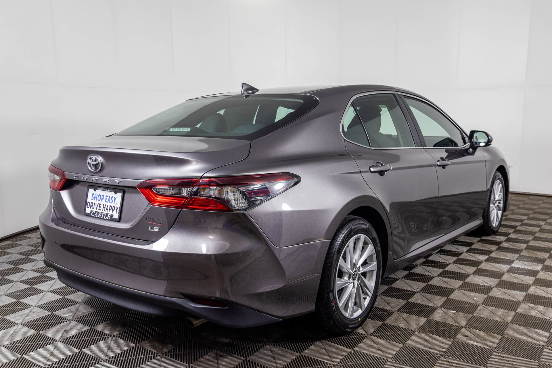 Used 2023 Toyota Camry LE FWD image 13
