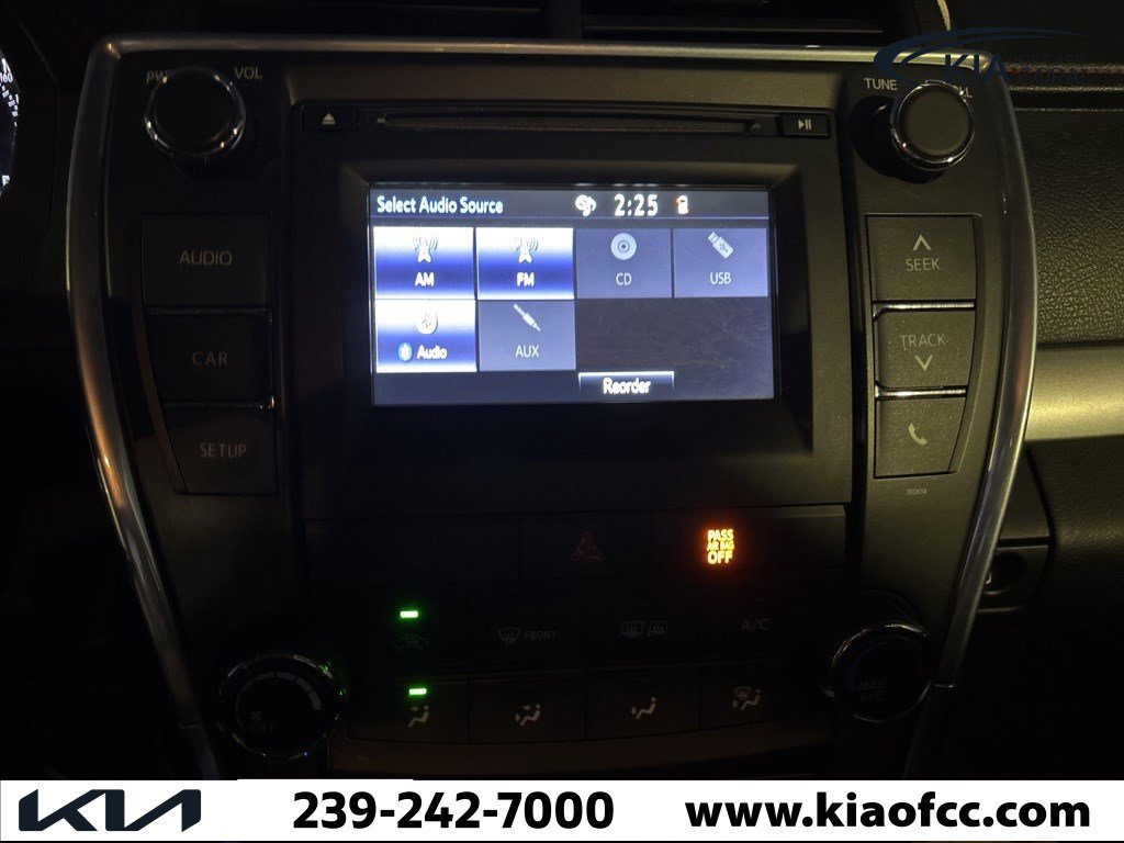 Used 2016 Toyota Camry LE image 20