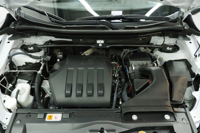 Used 2023 Mitsubishi Eclipse Cross LE AWD/4WD image 32
