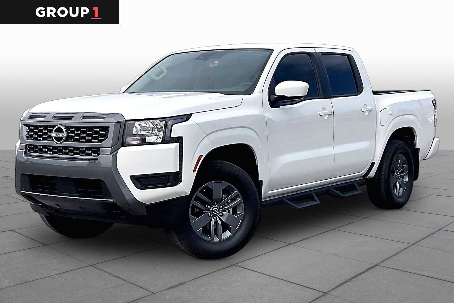 Used 2025 Nissan Frontier SV AWD/4WD image 1