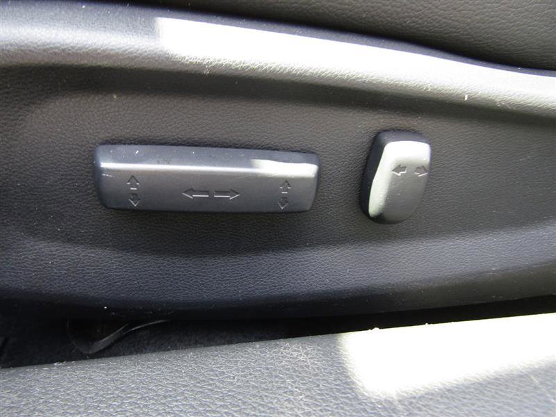 Used 2018 Honda Civic Touring image 13