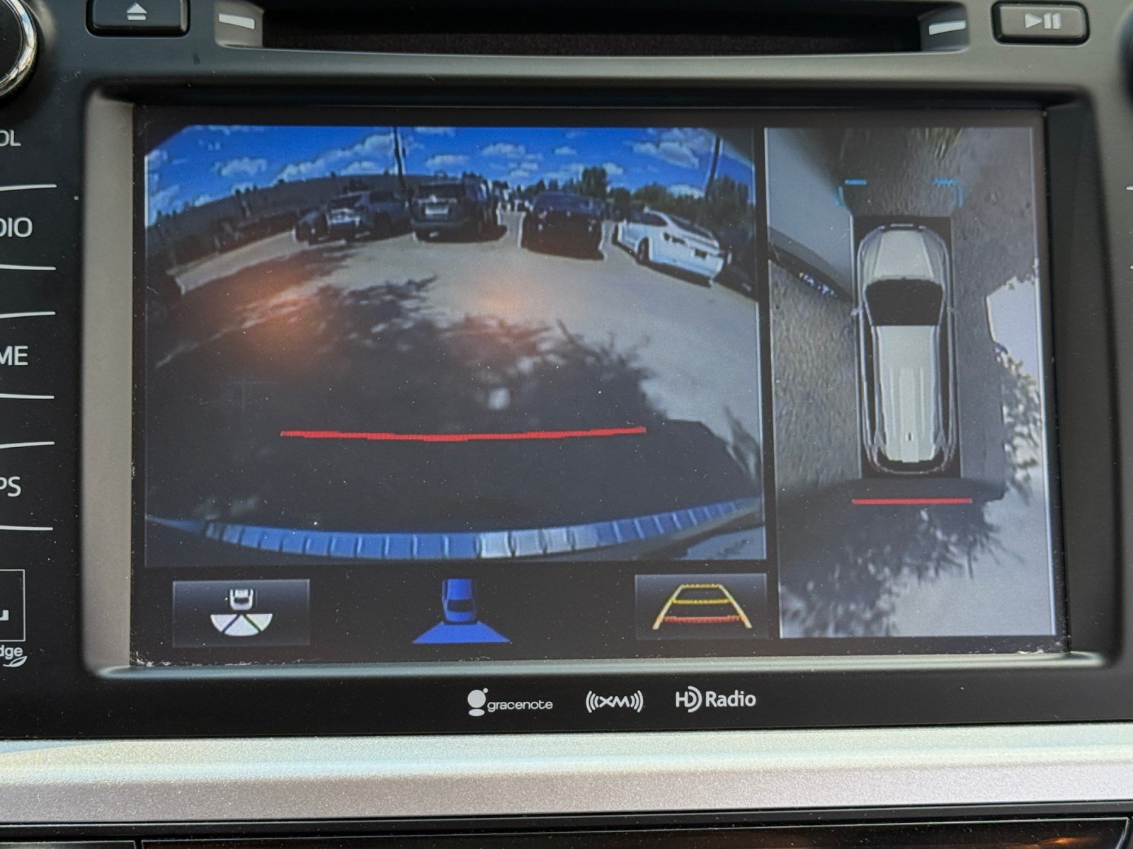Used 2018 Toyota Highlander Limited Platinum AWD/4WD image 27