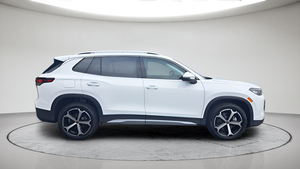 New 2026 Volkswagen Tiguan SE AWD/4WD image 2