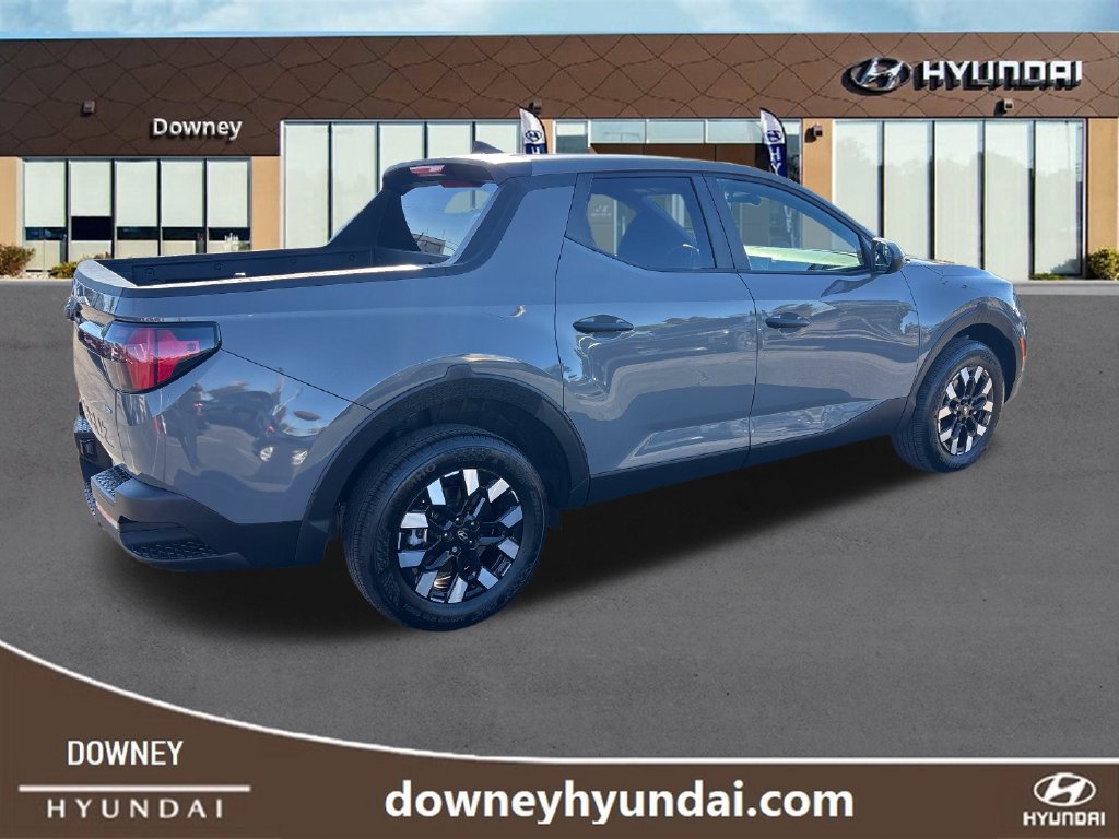 Used 2025 Hyundai Santa Cruz SE AWD/4WD image 5