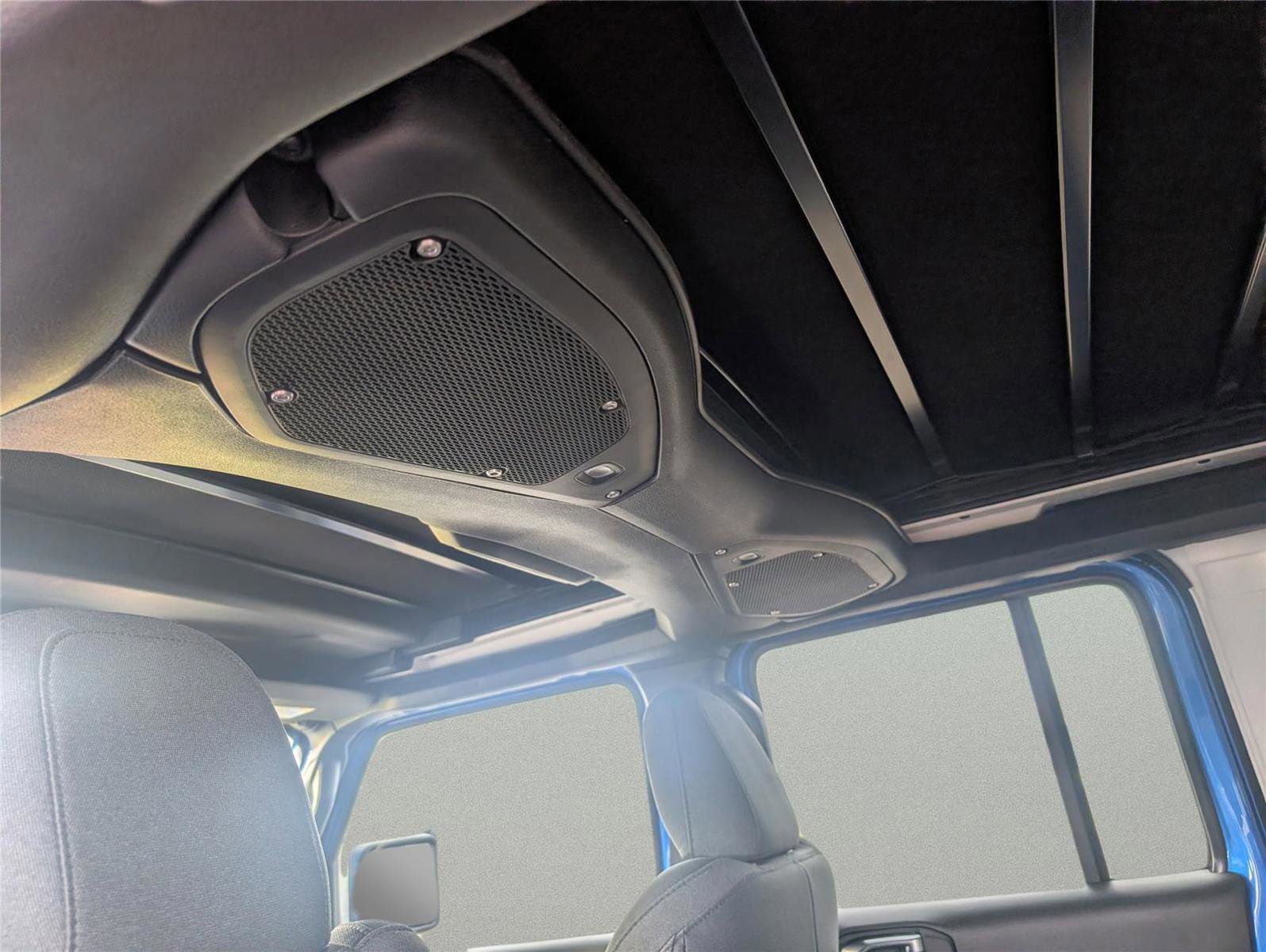 New 2026 Jeep Wrangler Sport S image 30