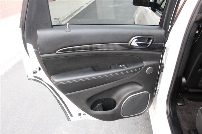 Used 2017 Jeep Grand Cherokee SRT image 23