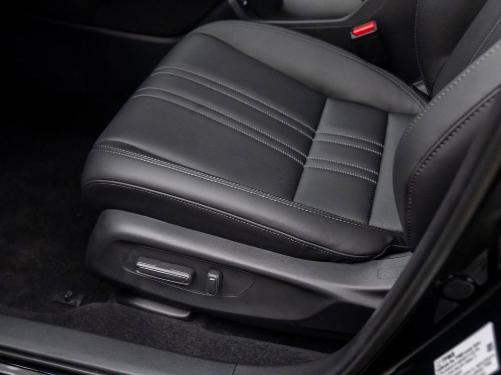 New 2026 Honda HR-V EX-L image 16