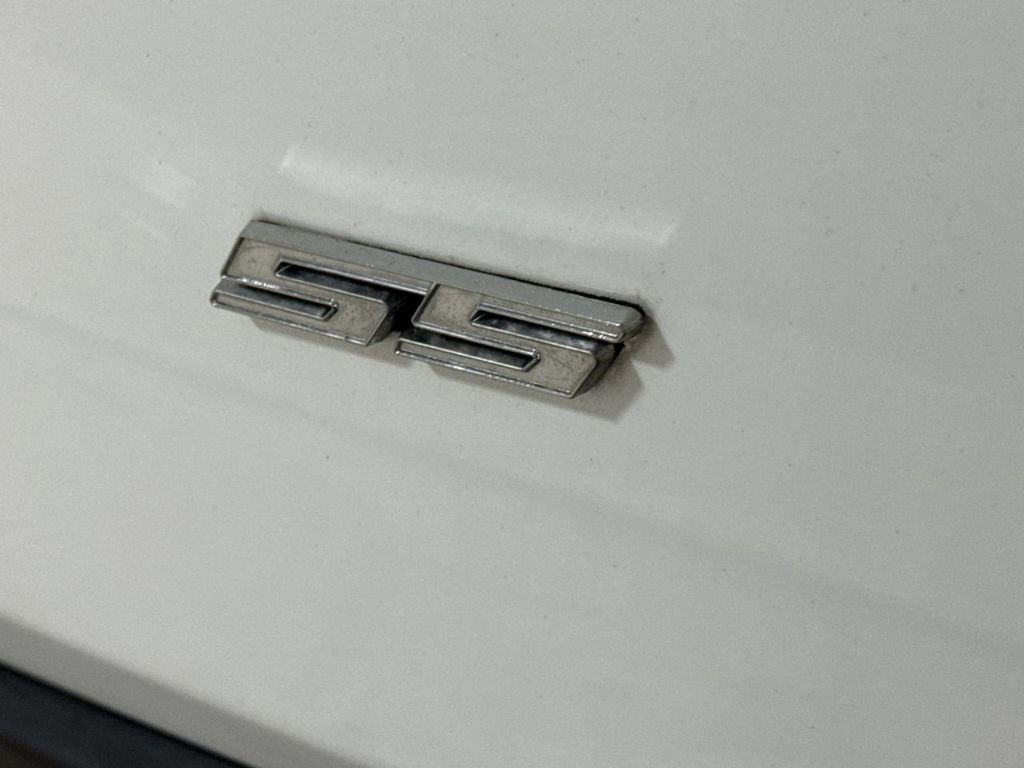 Used 2018 Chevrolet Camaro SS image 25