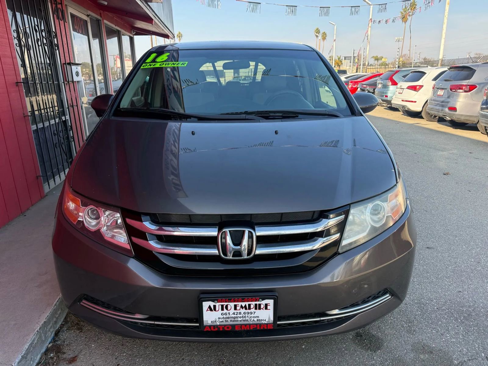 Used 2016 Honda Odyssey SE image 2