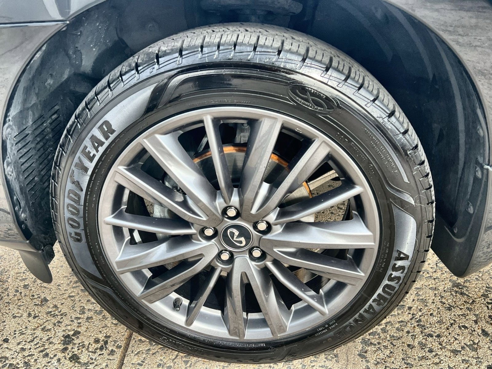 Used 2020 INFINITI QX60 Luxe w/ Edition 30 Essential Package image 12