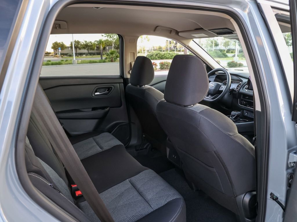 New 2026 Nissan Rogue SV FWD image 17