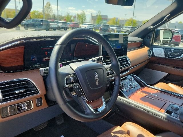 Certified 2023 Lincoln Navigator L Reserve AWD/4WD image 28