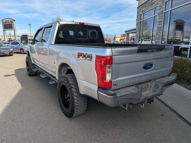 Used 2019 Ford F250 Lariat w/ Lariat Value Package image 3