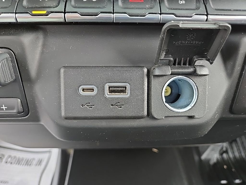 Used 2023 GMC Sierra 1500 Pro w/ Pro Value Package image 27