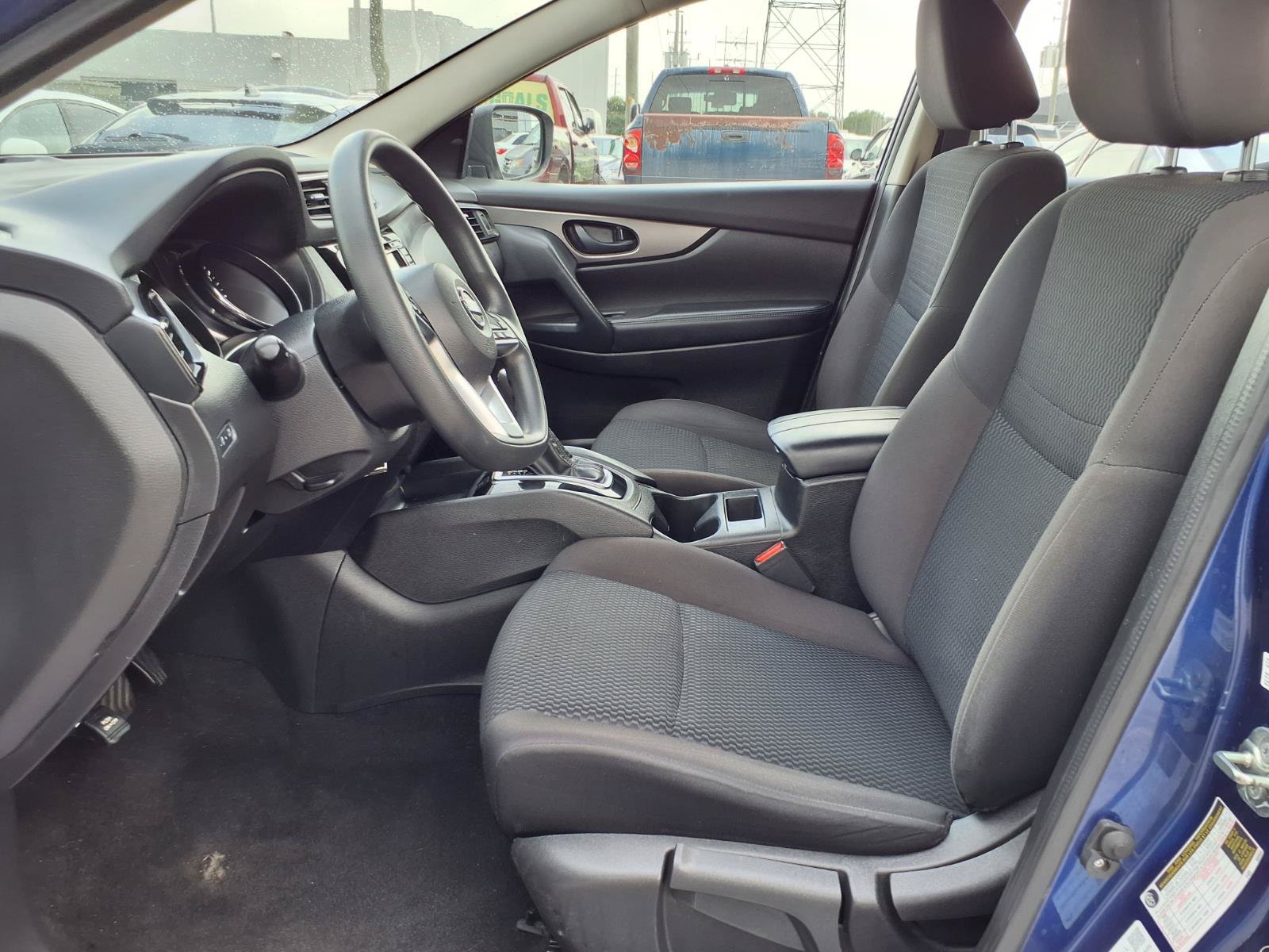Used 2020 Nissan Rogue Sport S FWD image 17