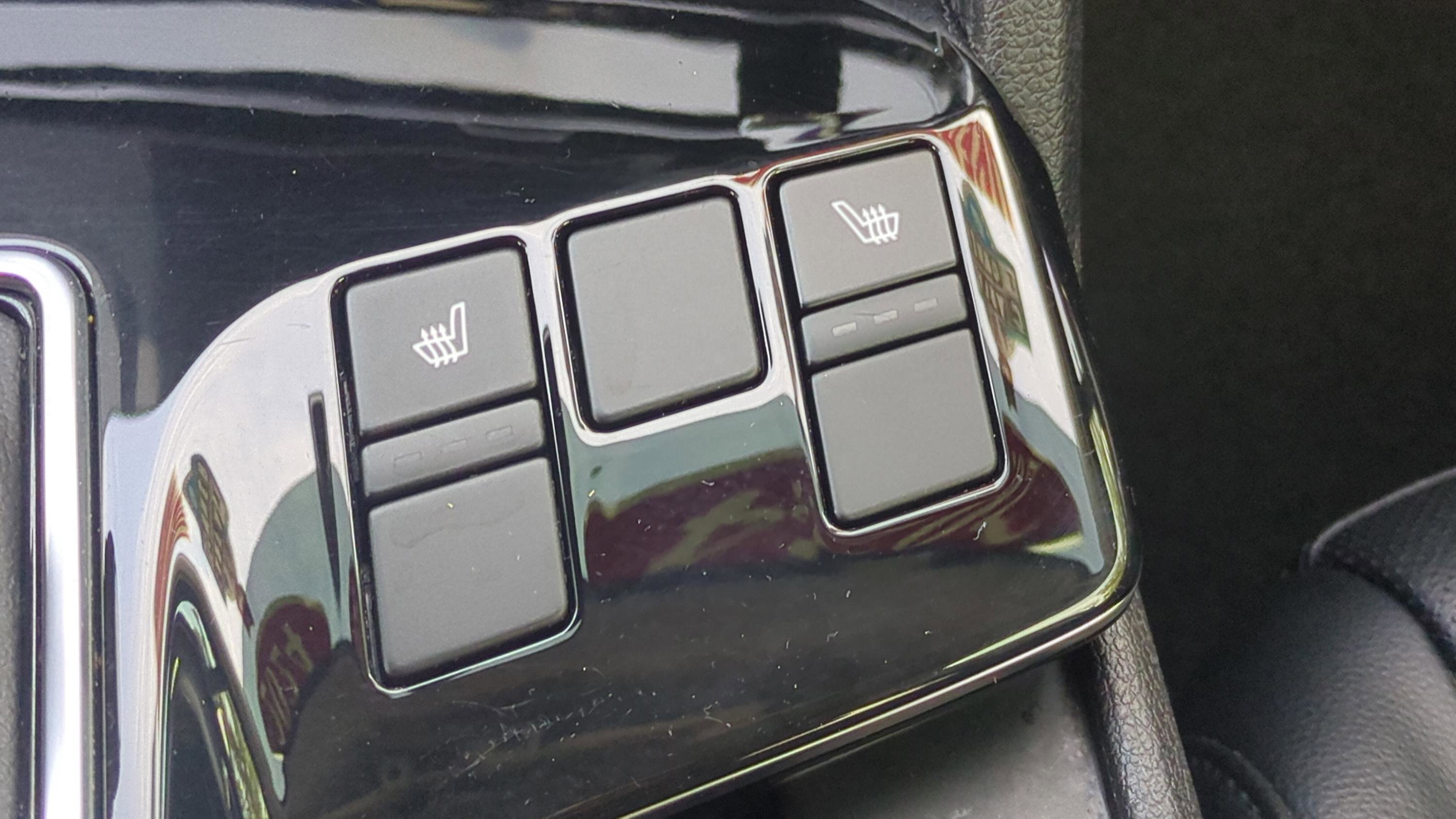 Certified 2024 Kia Sportage EX image 24