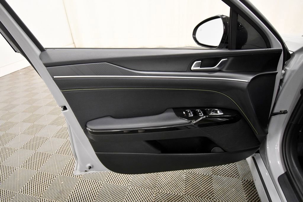 Certified 2025 Kia K5 GT image 13