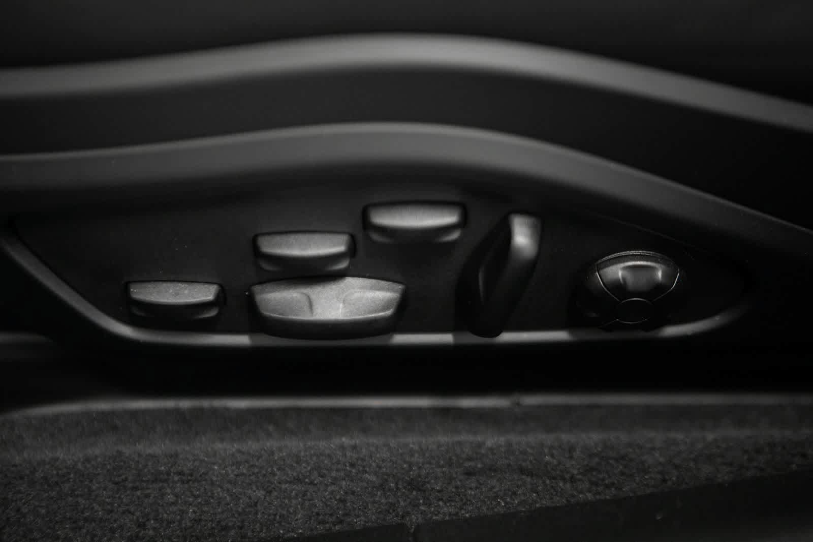Certified 2023 Porsche Panamera RWD image 18