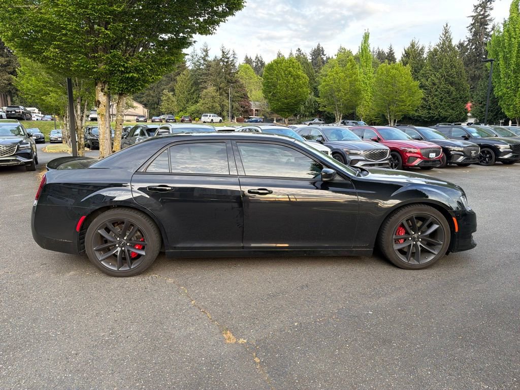 Used 2023 Chrysler 300 C RWD image 3