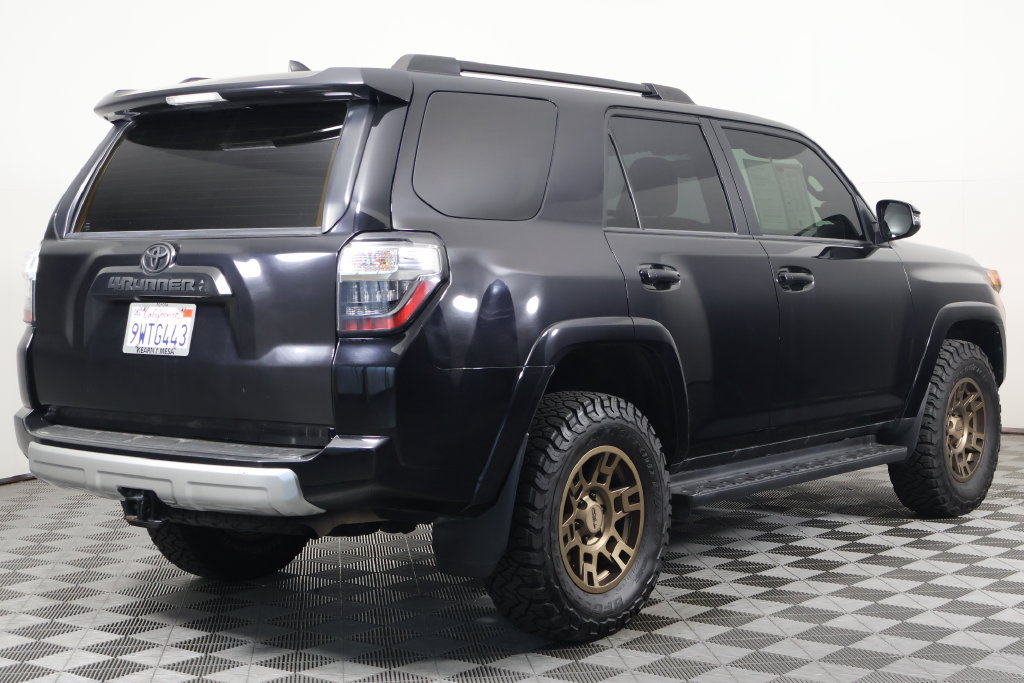 Used 2024 Toyota 4Runner TRD Off-Road Premium AWD/4WD image 4