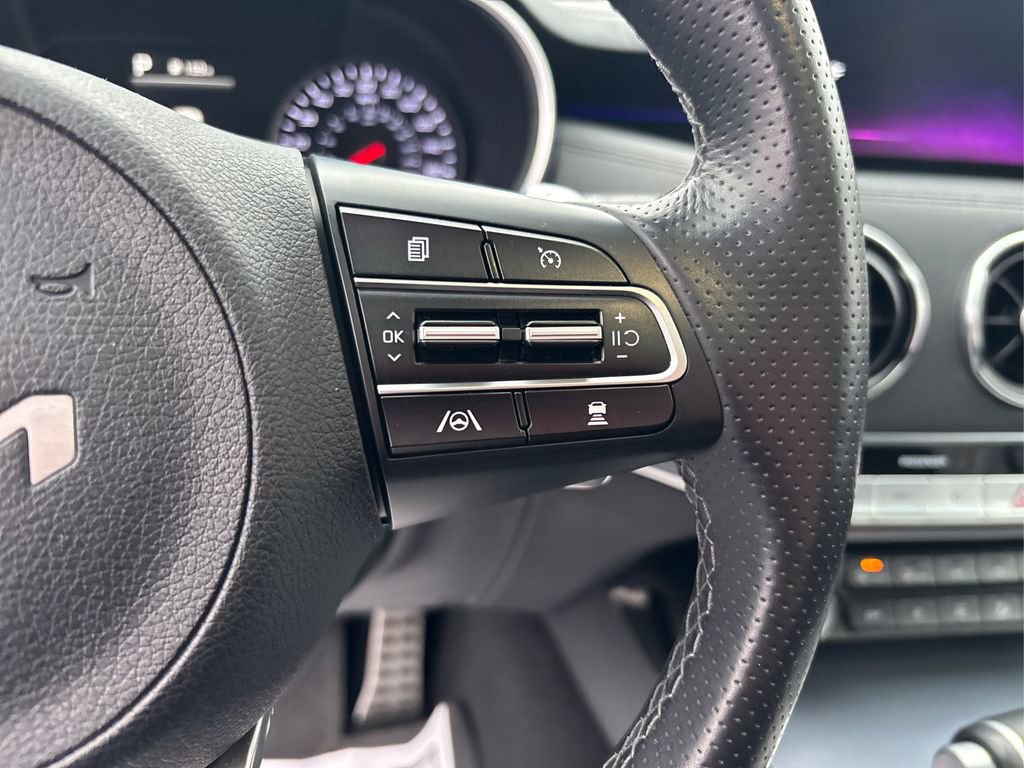 Used 2022 Kia Stinger GT1 image 28