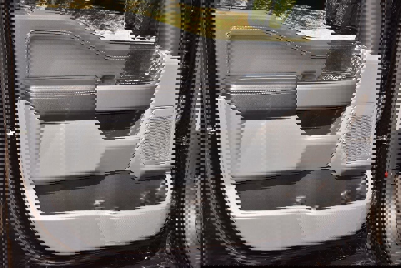 Certified 2025 Ford F150 Lightning Flash image 34