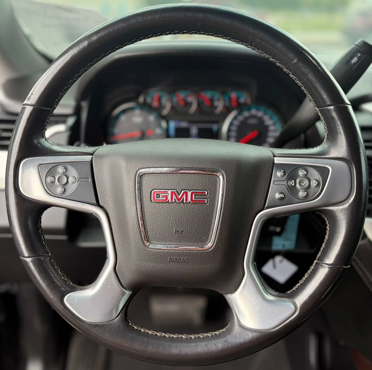 Used 2020 GMC Yukon SLE w/ SLE Value Package RWD image 10