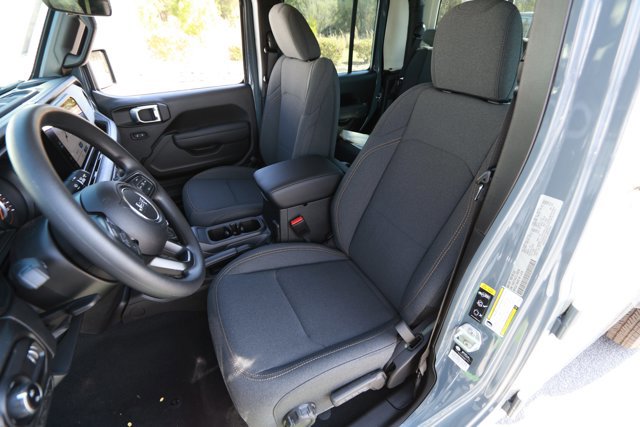 New 2026 Jeep Gladiator Sport image 22