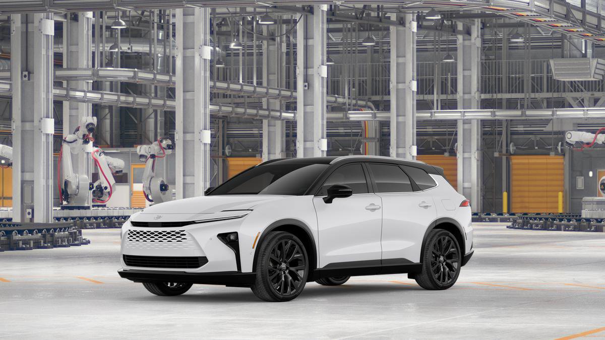 New 2026 Toyota Crown Signia AWD/4WD image 2