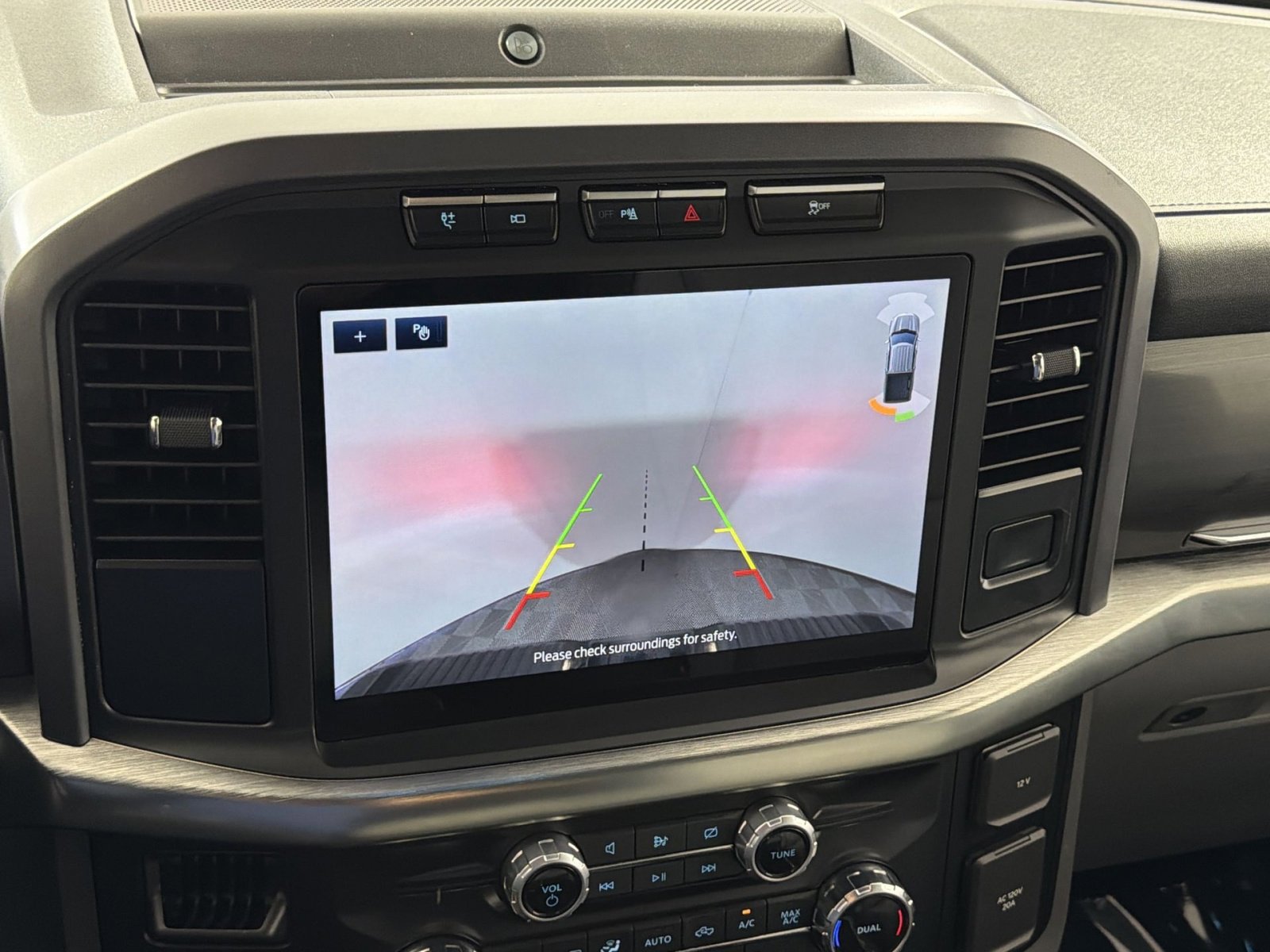 Used 2023 Ford F150 Lariat w/ Equipment Group 502A High image 19