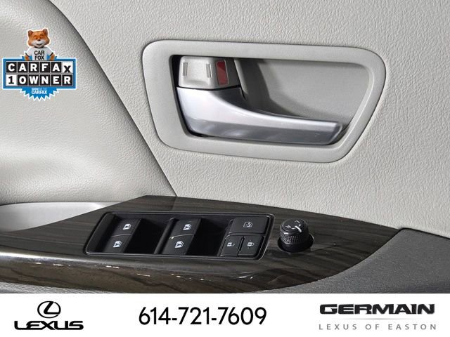 Used 2018 Toyota Sienna XLE w/ XLE Navigation Package image 29